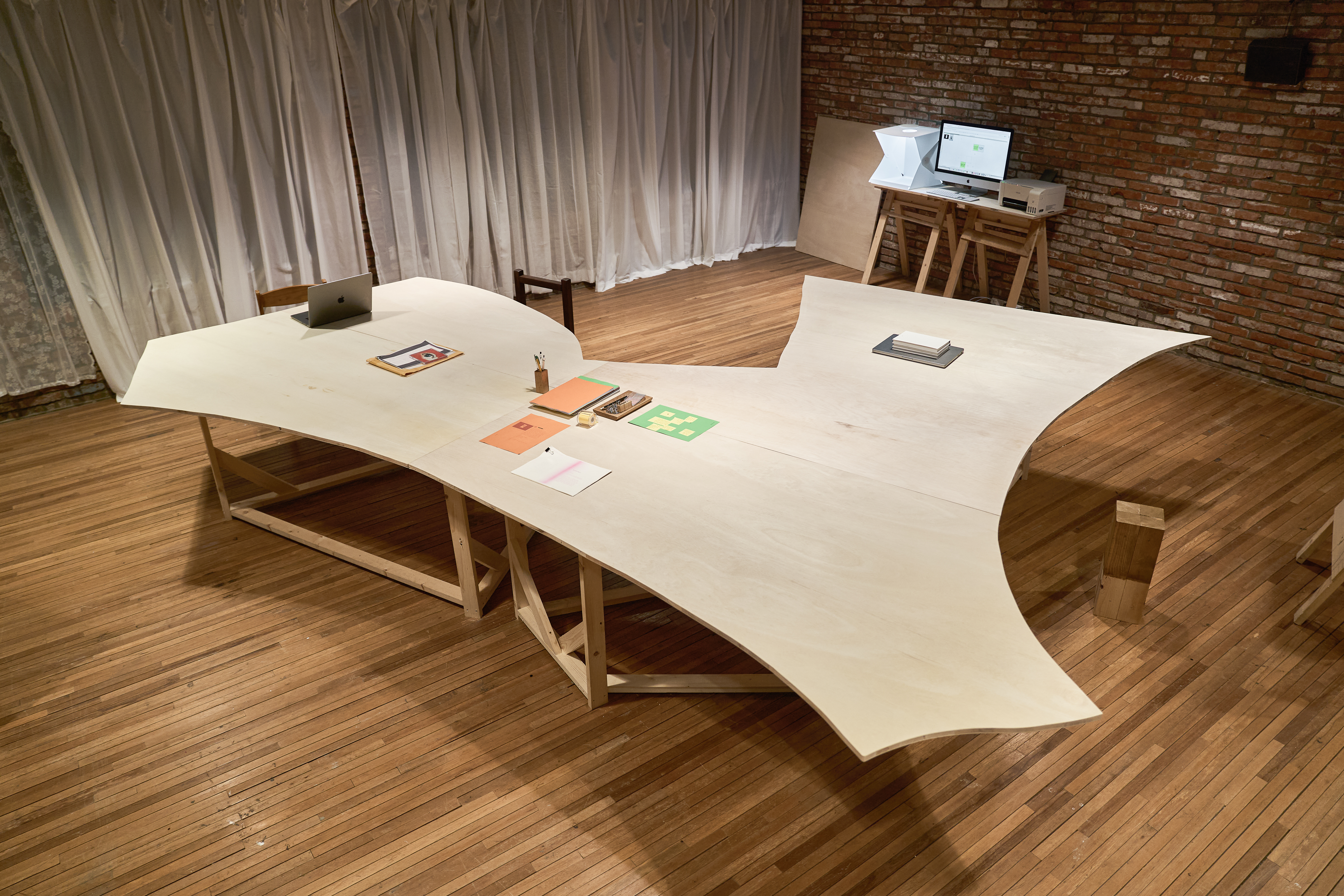 EXHIBITION SPATIAL DESIGN FIXTURES II